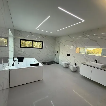 Bella Casa - Aparthotel