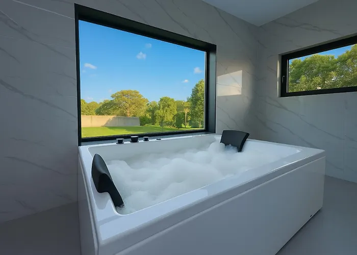 Bella Casa - Aparthotel 3*